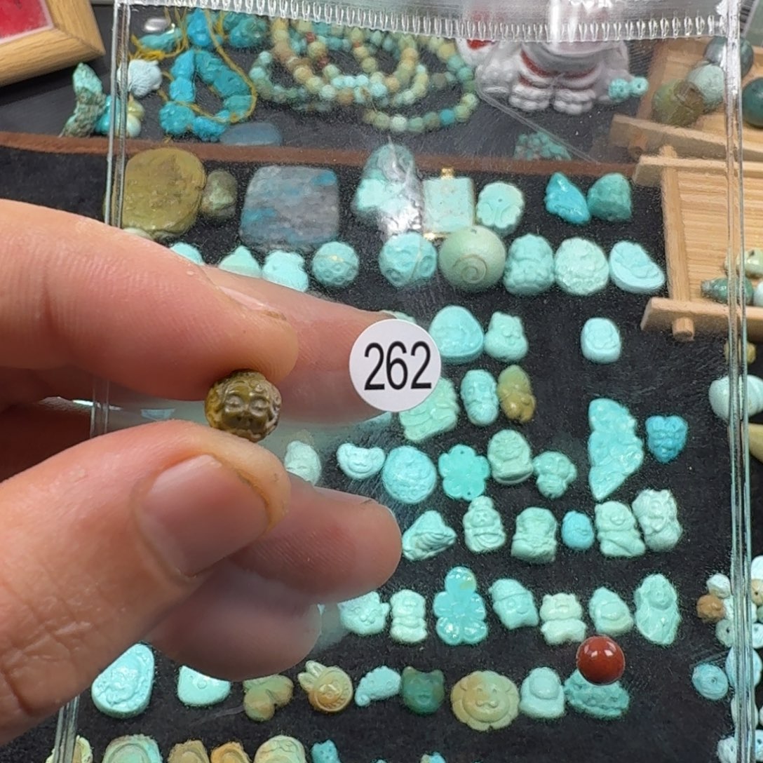 南红玛瑙未镶嵌珠宝奇石