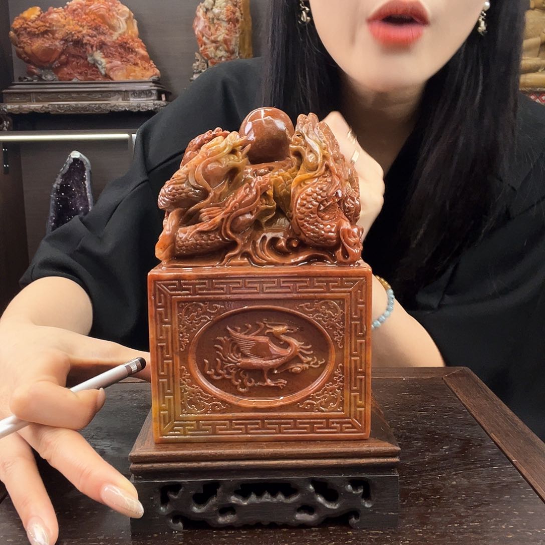 寿山石W****G。。。。。。。？？。。。。。。。