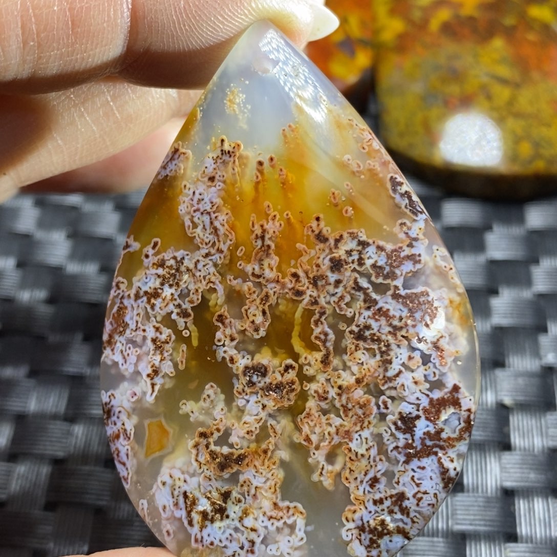 玛瑙/玉髓挂件未镶嵌