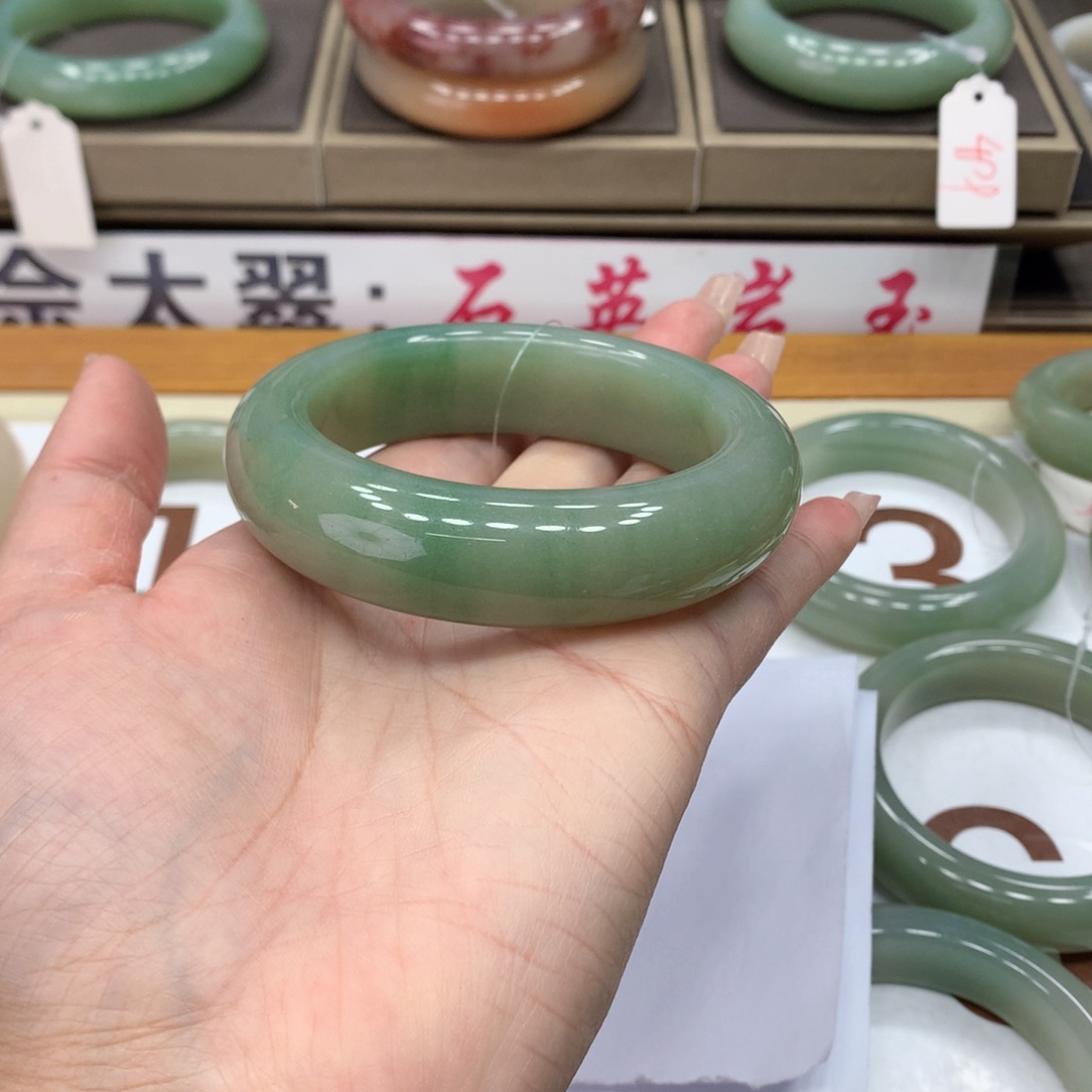 石英质玉手镯未镶嵌萍*姐