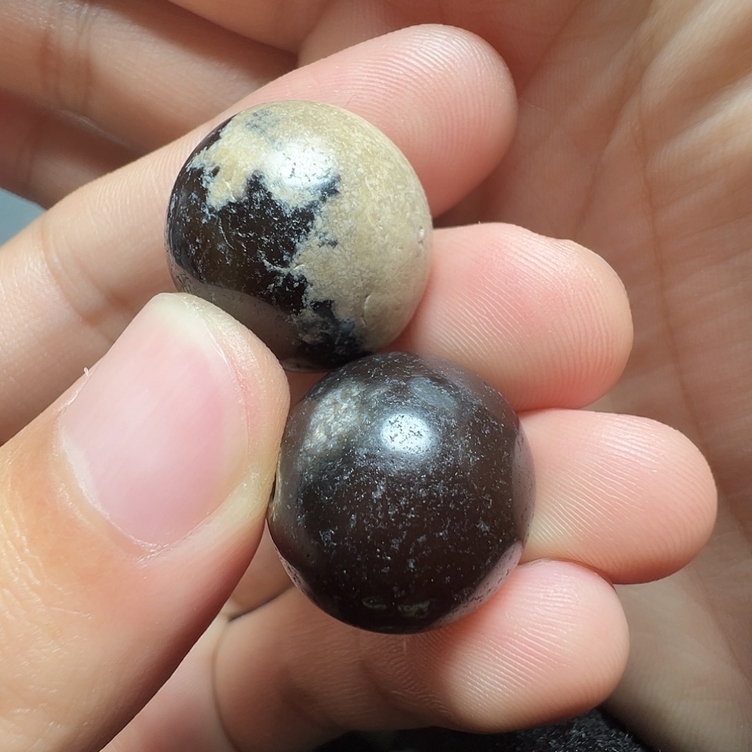 A***泉玛瑙/玉髓未镶嵌颈饰