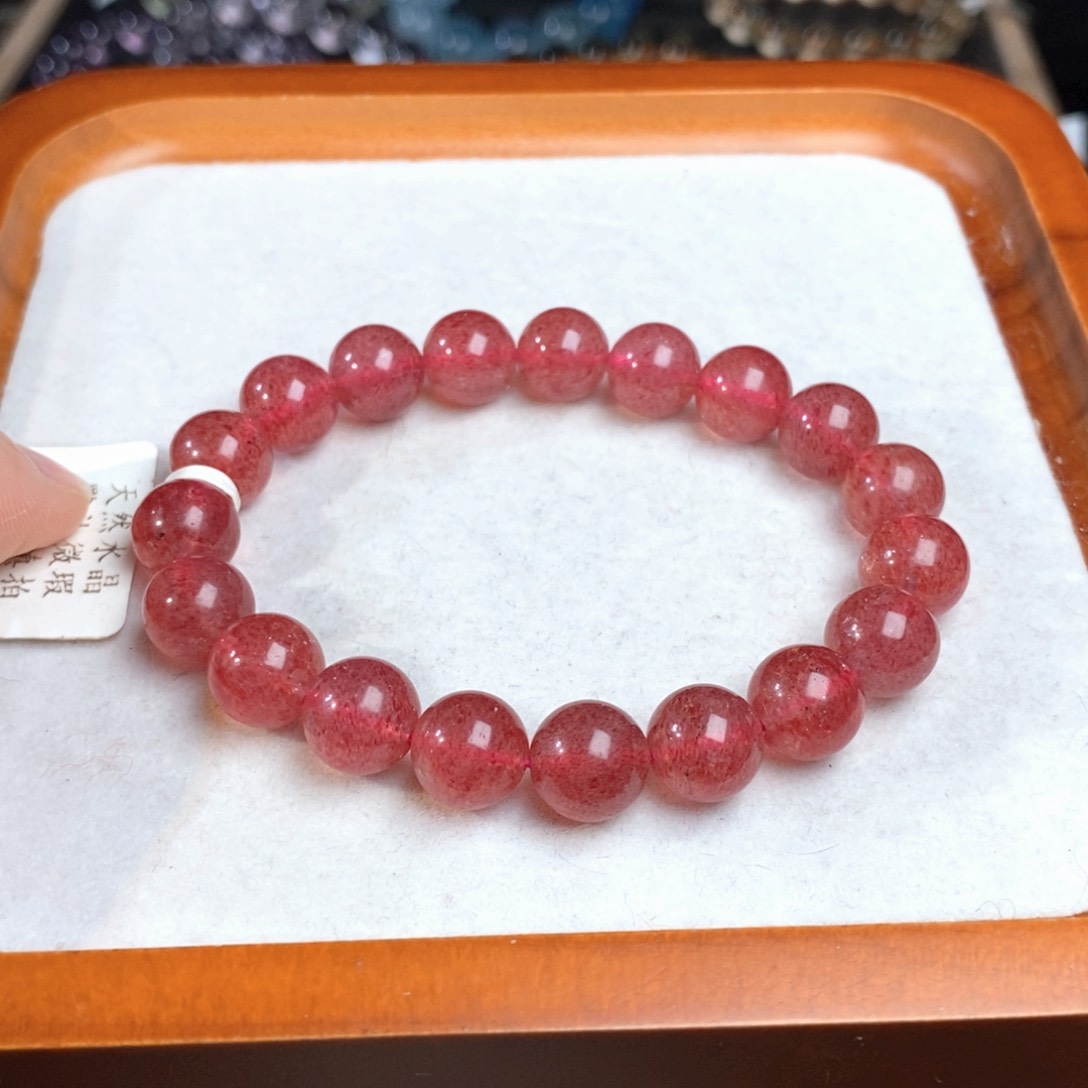 【闪购商品】水晶手链未镶嵌鹏红草莓10mm