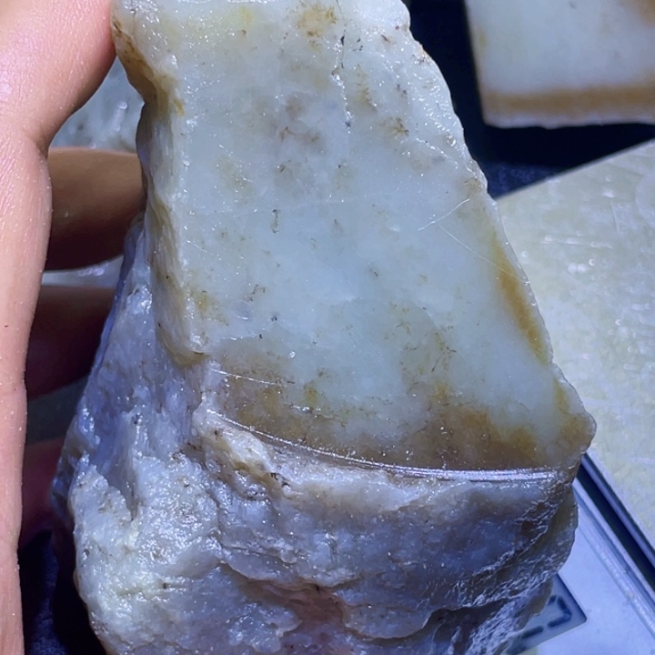 和田玉未镶嵌珠宝半成品