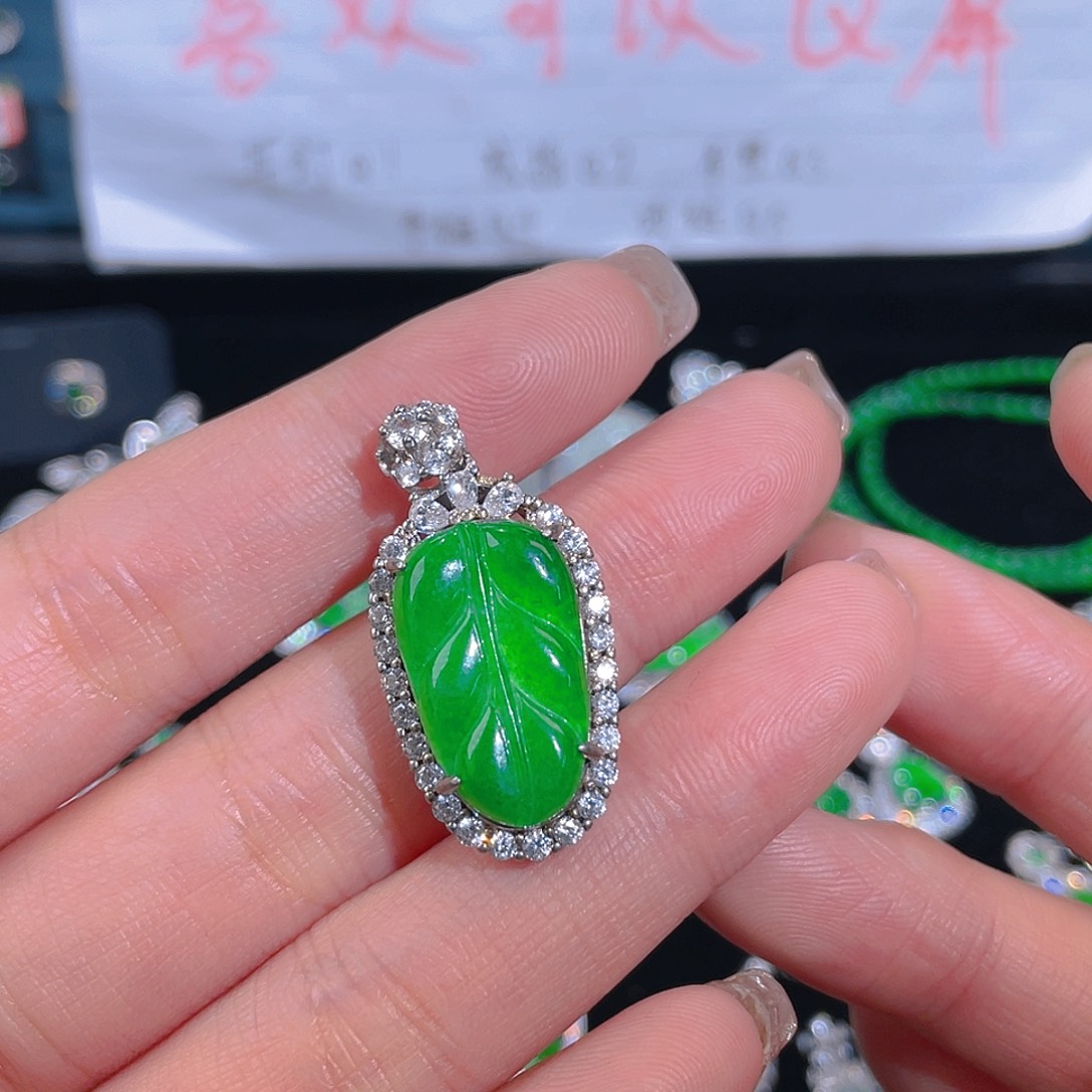 吊坠(不含链)银S925镶嵌翡翠
