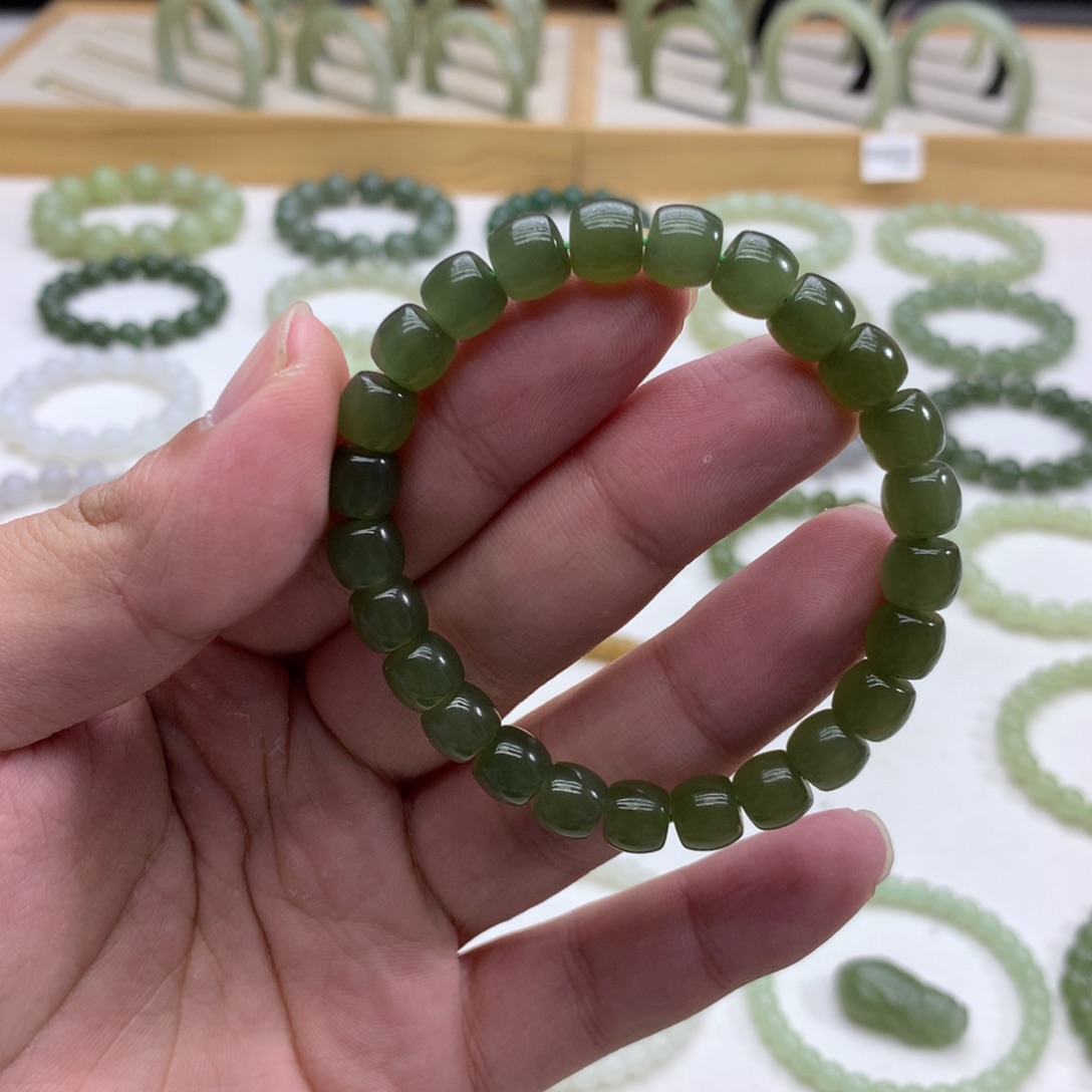 和田玉手串（直切冰湖水绿8）未镶嵌