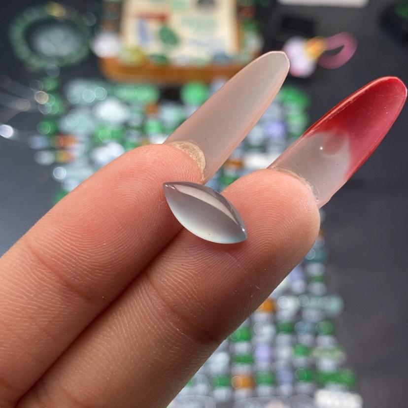 【闪购商品】翡翠挂件未镶嵌马眼