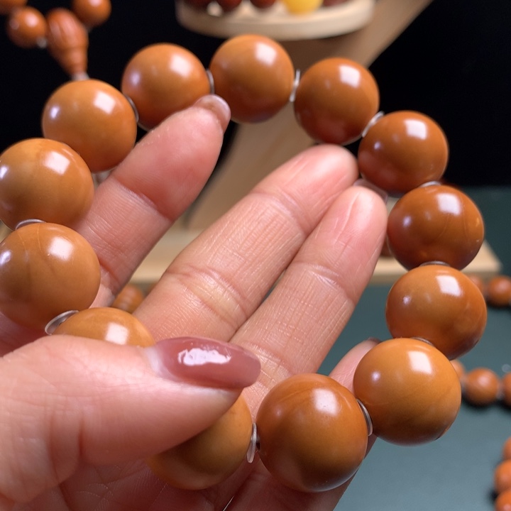 橄榄核手串松***肌1.79水晶核