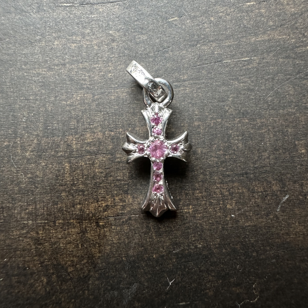 非金属玻璃吊坠 Chrome Hearts 满钻粉 18k babyfat吊坠