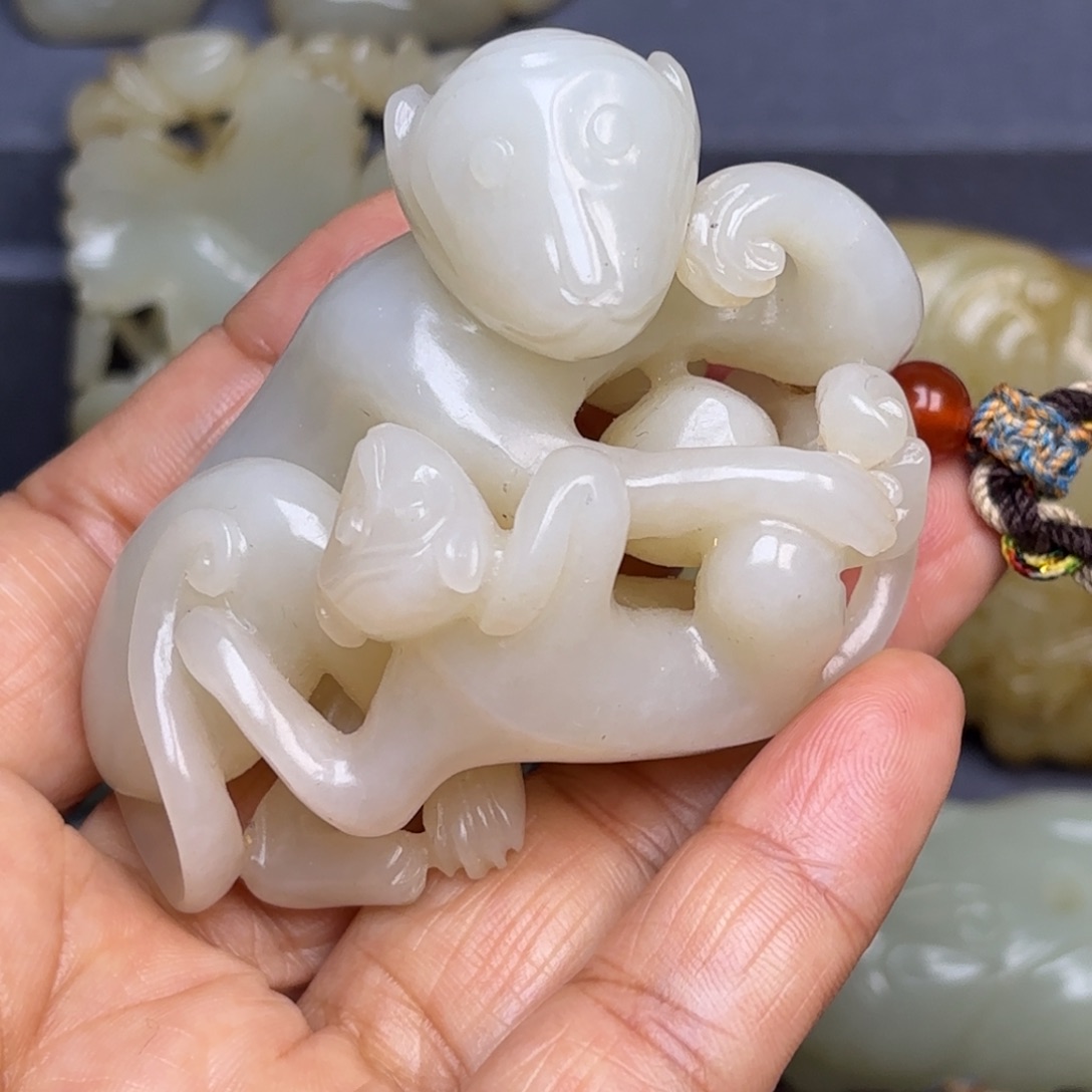 和田玉（糖玉）挂件未镶嵌淡*