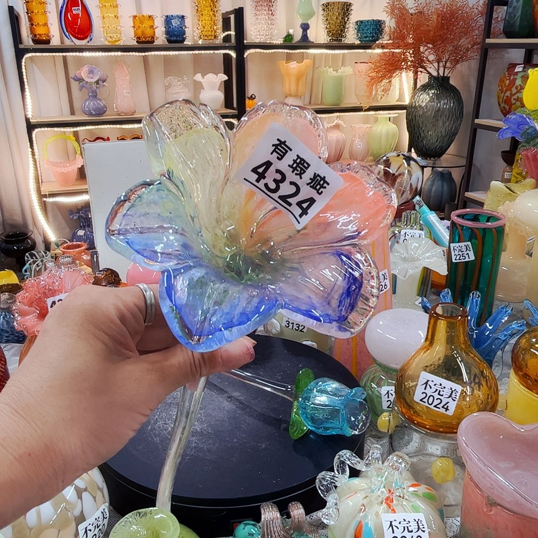 4324 瑕家悦琉璃花瓶摆件