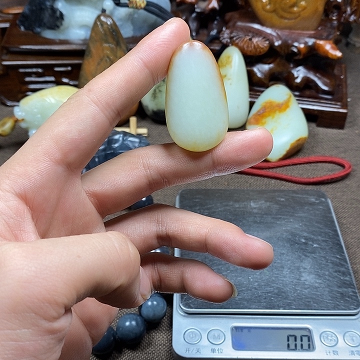 和田玉未镶嵌挂件