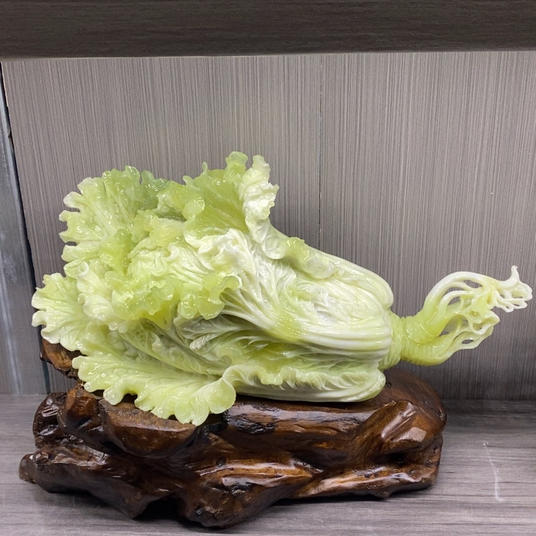 蛇纹石玉未镶嵌珠宝奇石