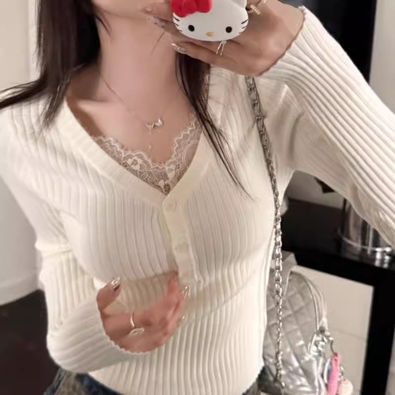蕾丝针织打底衫女2025开春V领毛衣内搭洋气独特修身上衣ZZ-1645