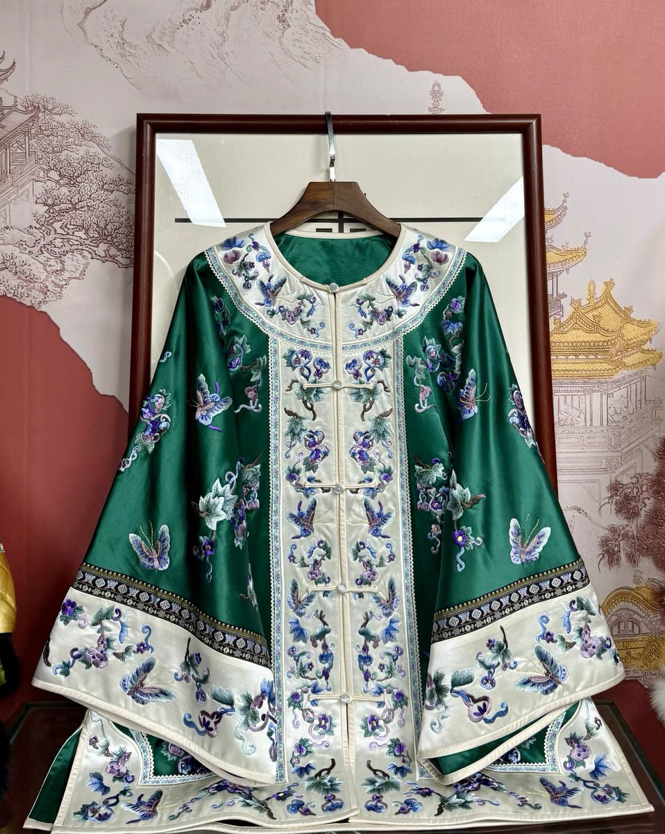 【卿风】242559新款醋酸重工刺绣满绣百蝶洋气对襟中国风外套上衣