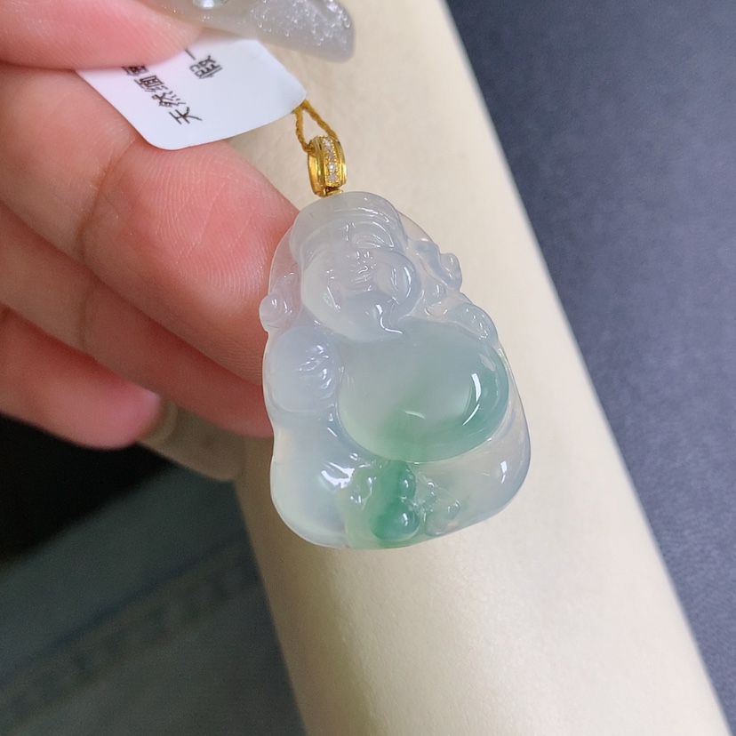 【闪购商品】翡翠颈饰18K金镶嵌财神