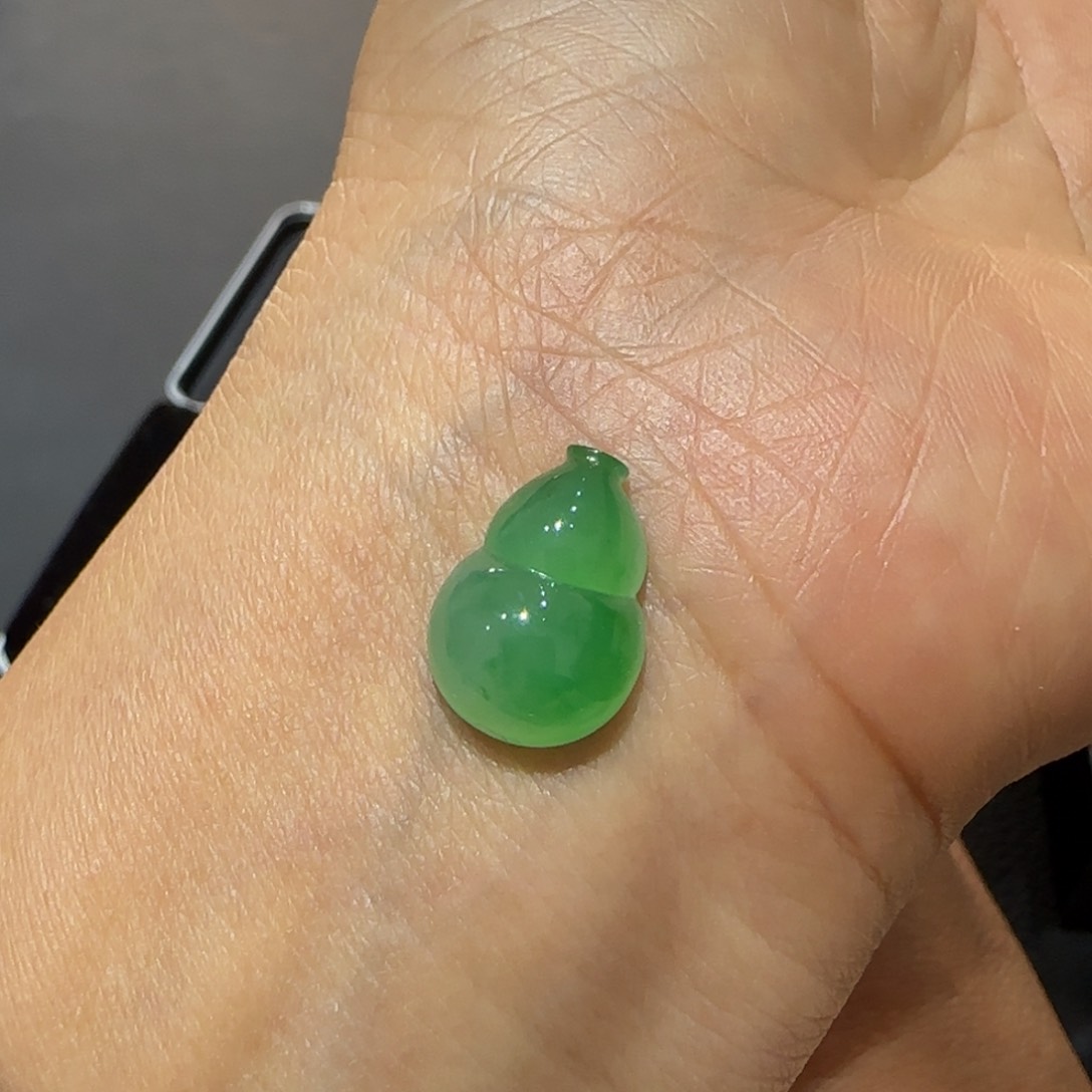 翡翠颈饰18K金镶嵌葫芦