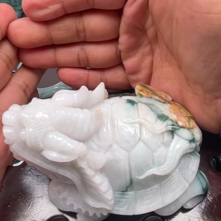 翡翠挂件未镶嵌龙龟