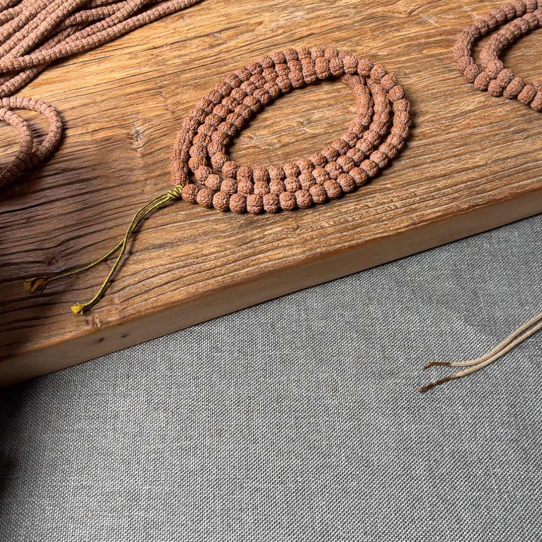 ****金刚菩提吊坠梅花