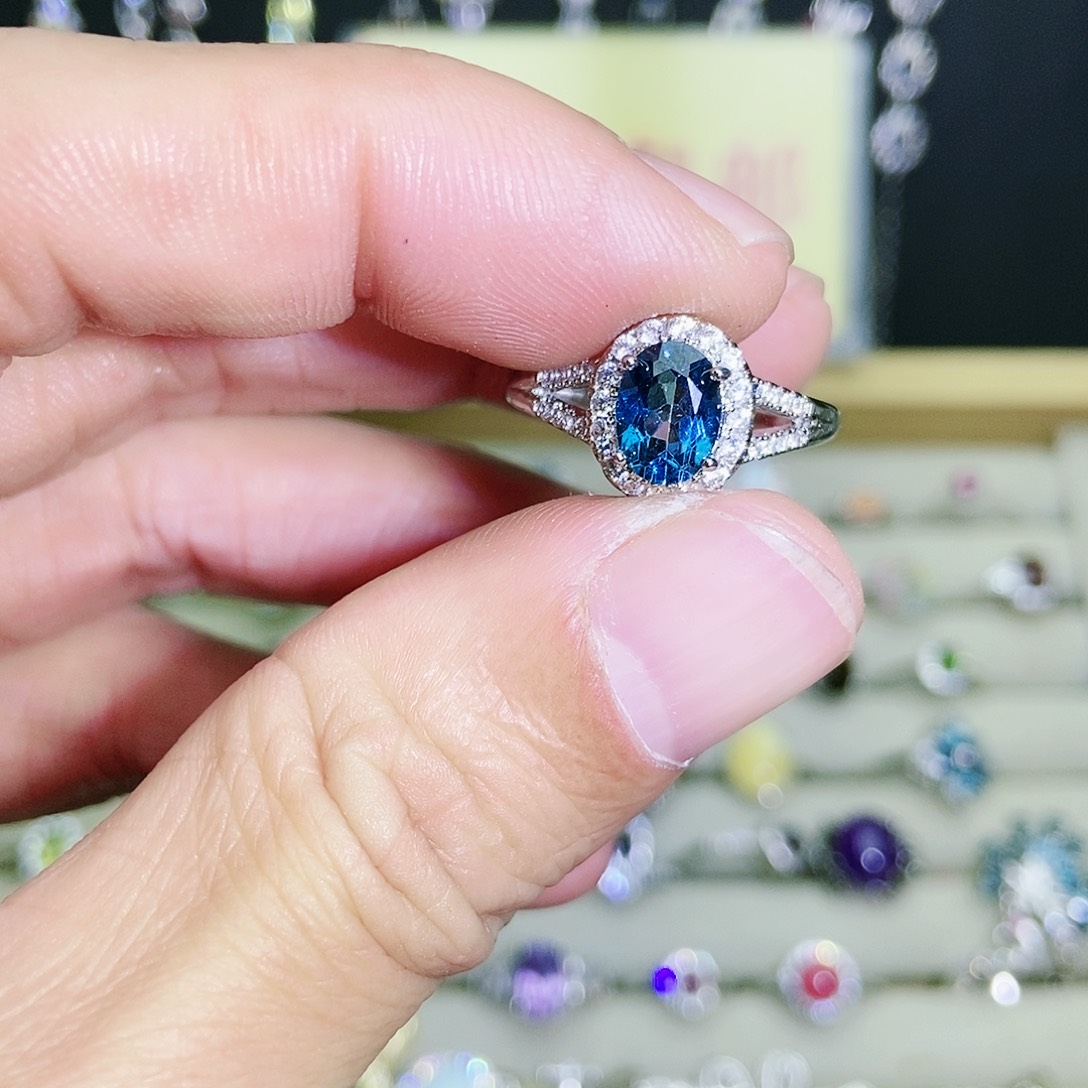 【闪购商品】未镶嵌戒指托帕石