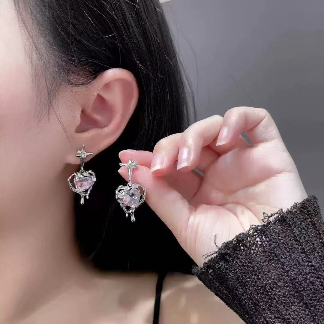 铜合金锆石耳饰 合成锆石耳饰轻奢饰品