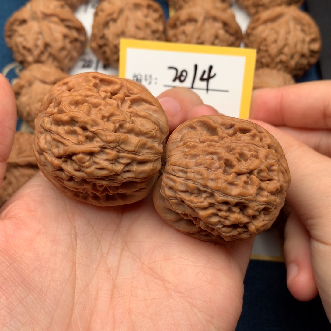 文玩核桃把件39莲花 2014