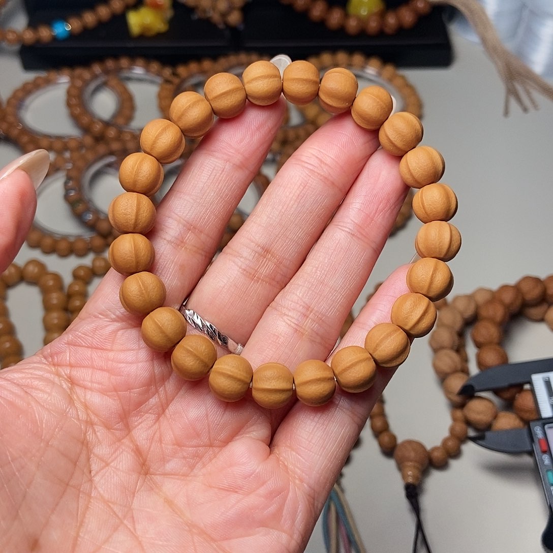 猴头核桃手串全品猴头哑光鲨鱼鳍尺寸10左右