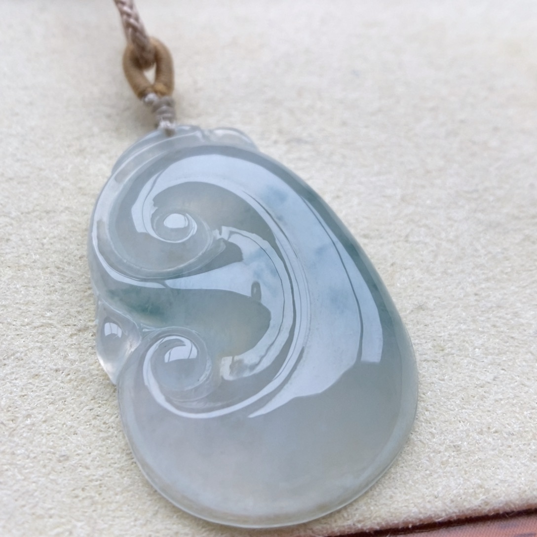 翡翠未镶嵌颈饰吊坠35