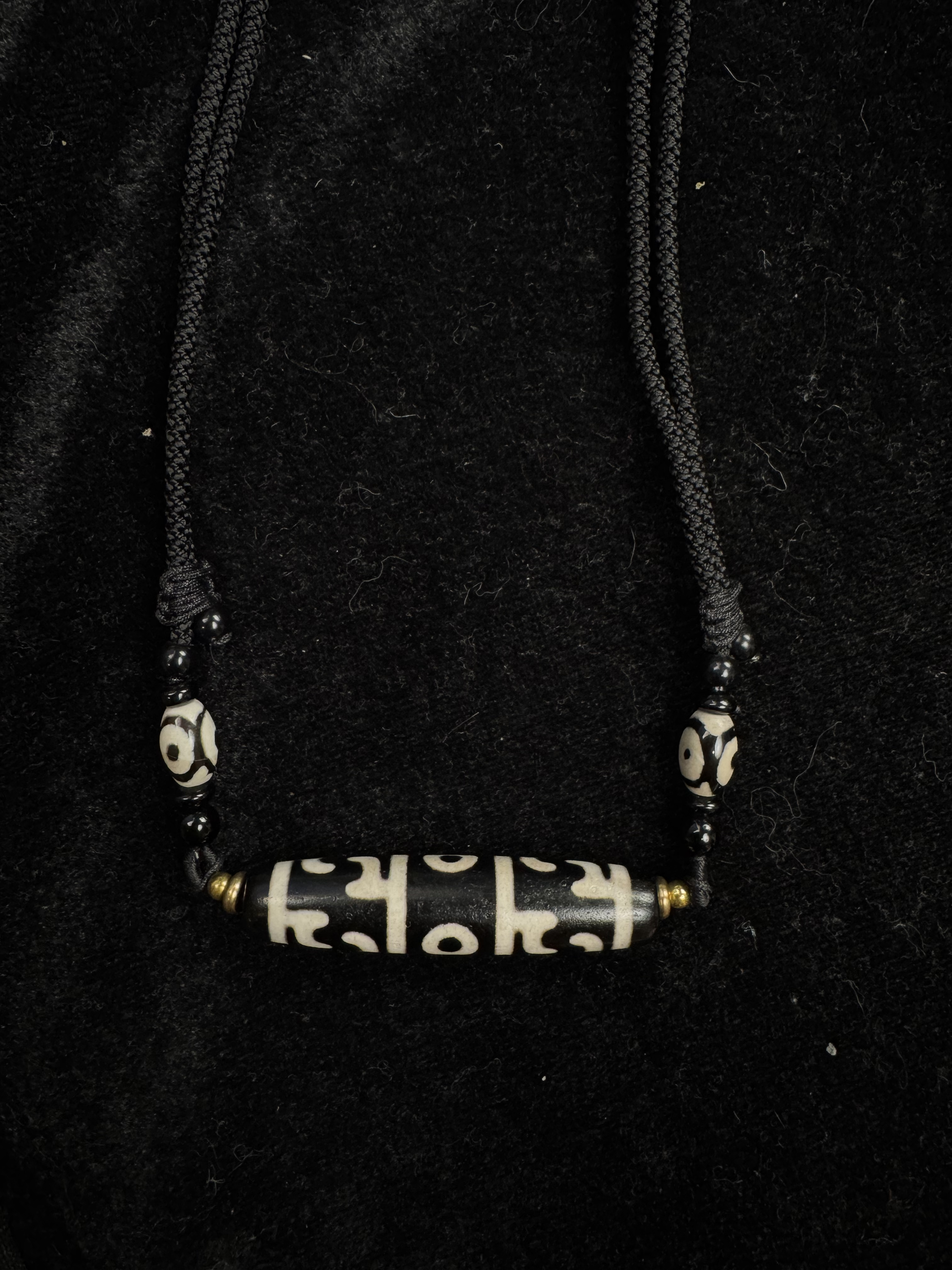 玛瑙珠多样性发货发其一莲师三眼