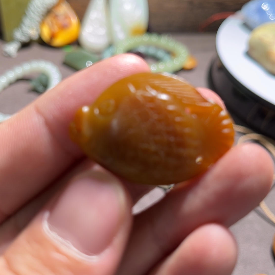 树***叶和田玉（糖玉）未镶嵌颈饰