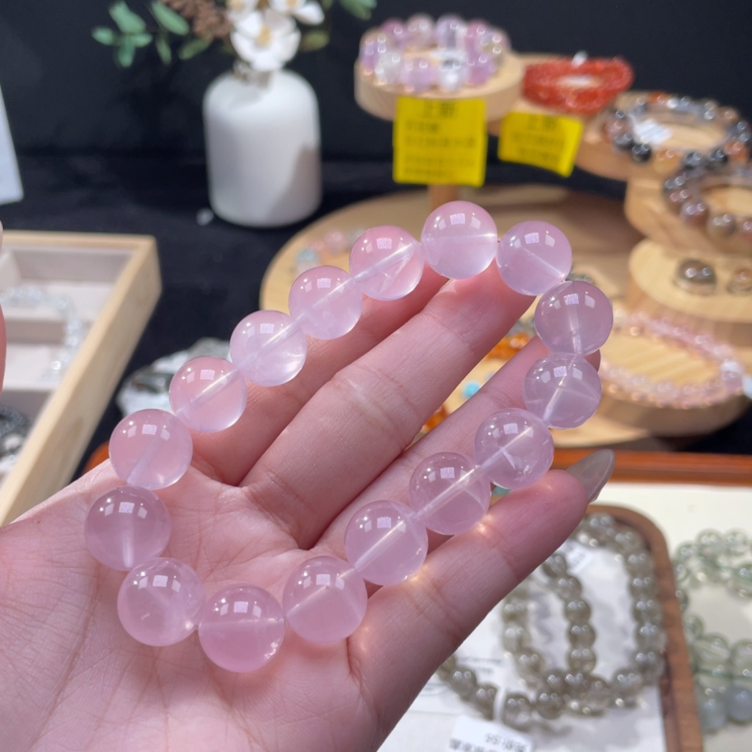水晶手串未镶嵌?**?马粉