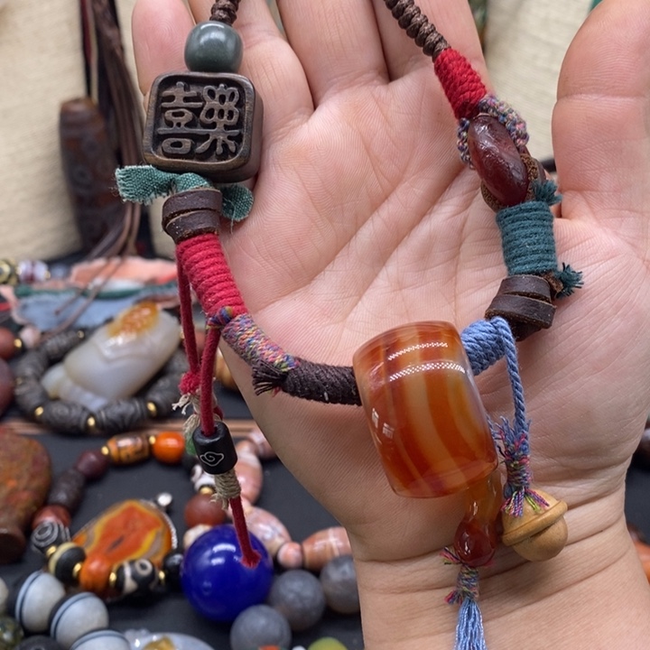 玛瑙/玉髓颈饰未镶嵌