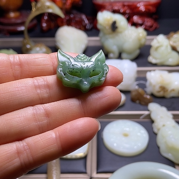 和田玉未镶嵌挂件