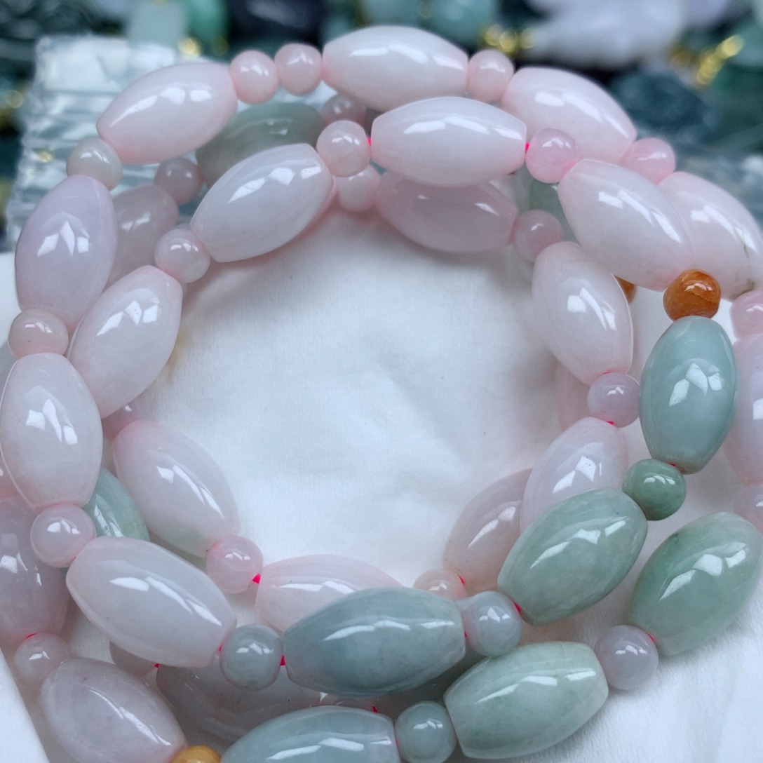 翡翠颈饰未镶嵌吊坠