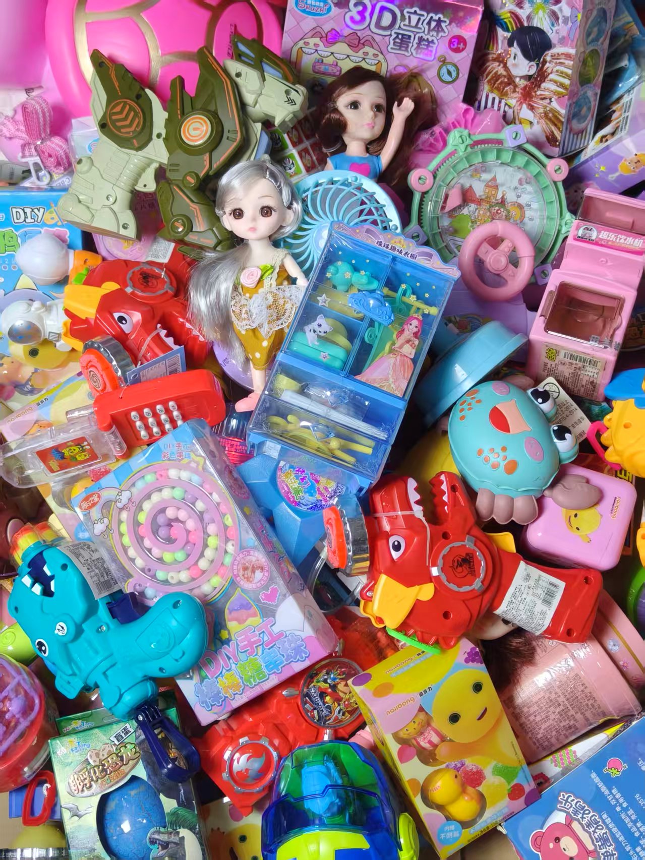 库存糖果玩具有落灰有划痕有瑕疵糖果不吃不包电无售后介意勿拍