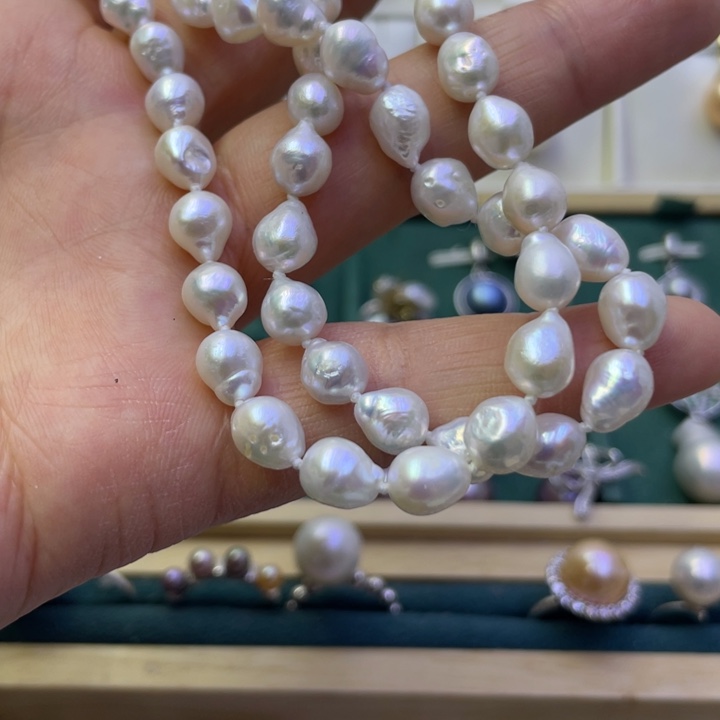 淡水珍珠项链合金