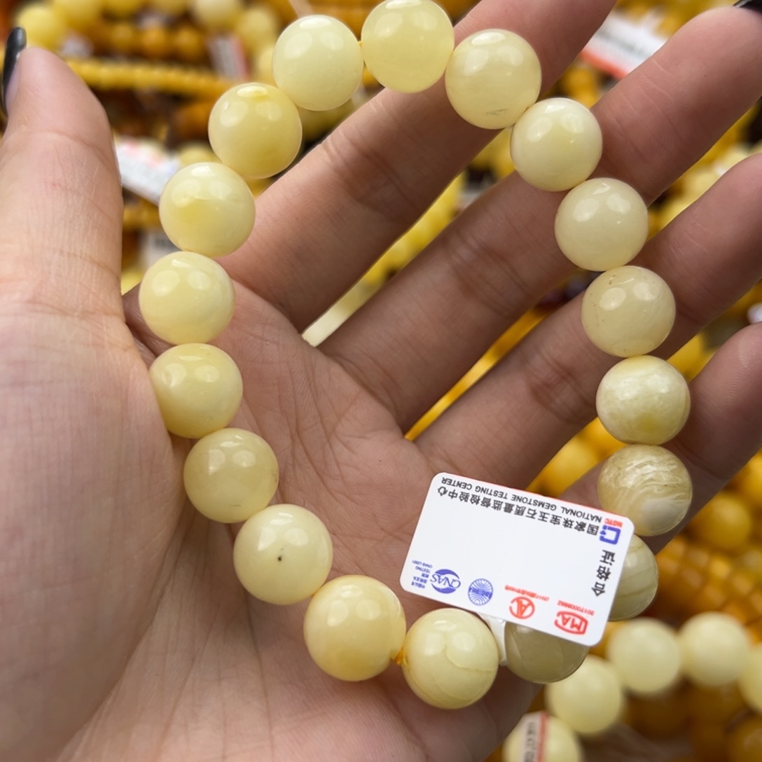 琥珀珠宝奇石未镶嵌