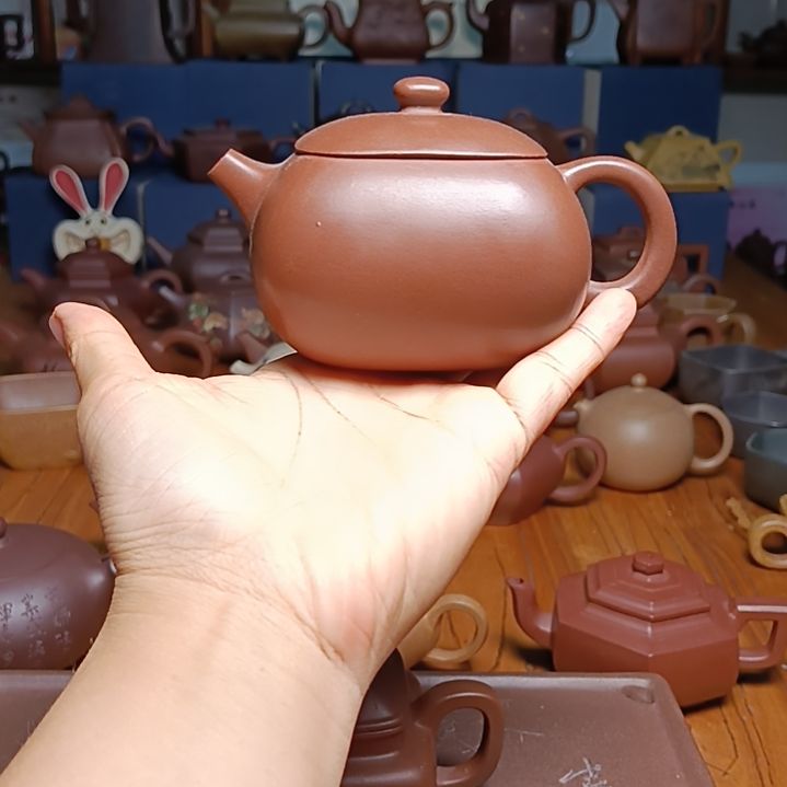 茶壶紫砂宜兴紫砂，原矿紫泥，容量180 CC