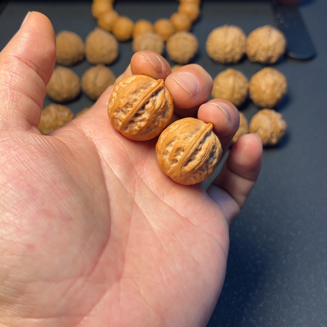 把件文玩核桃小板栗