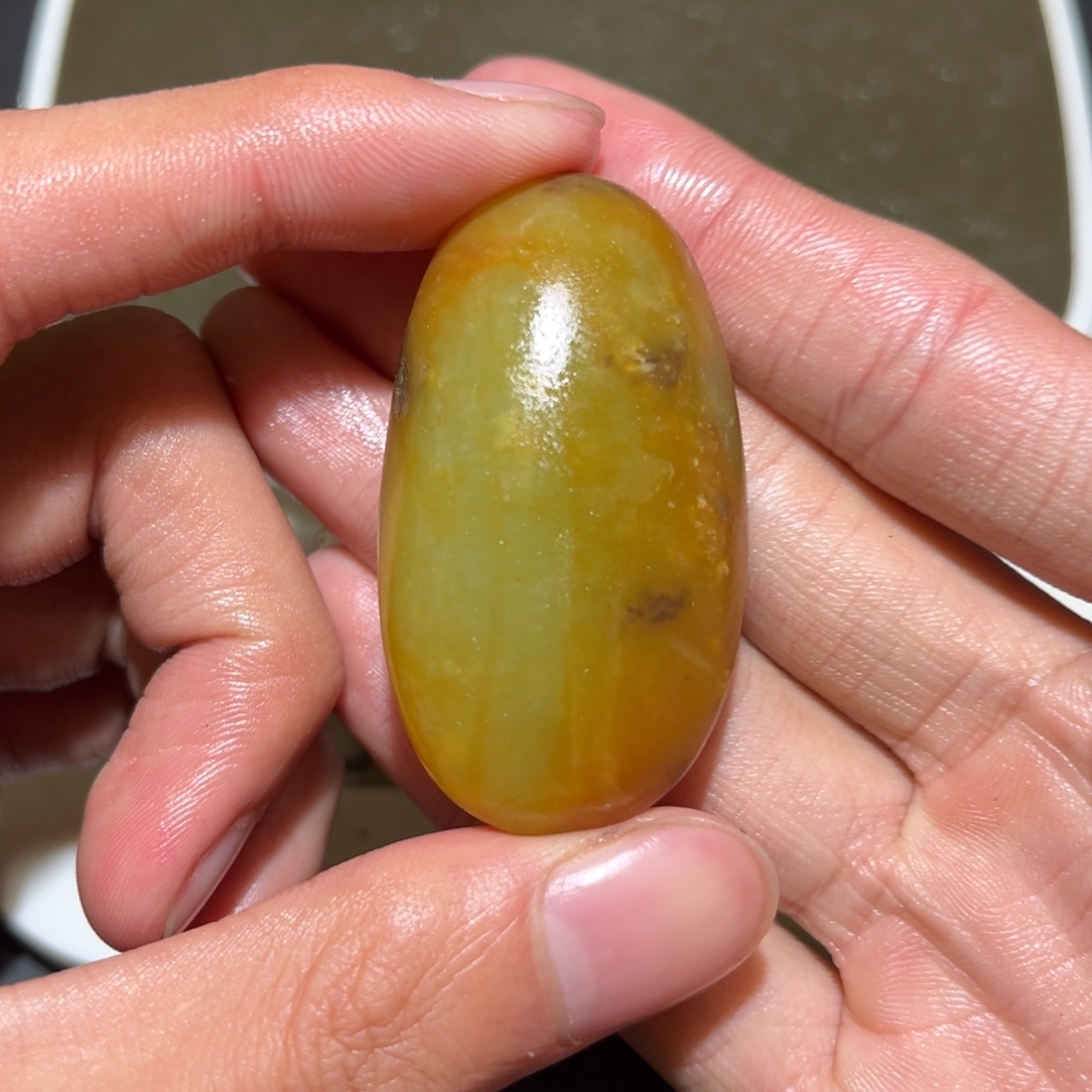 和田玉未镶嵌珠宝奇石