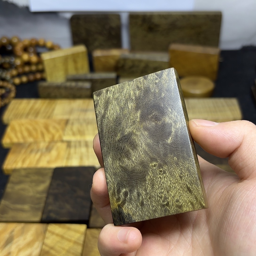 天***疆金丝楠一物一拍链接