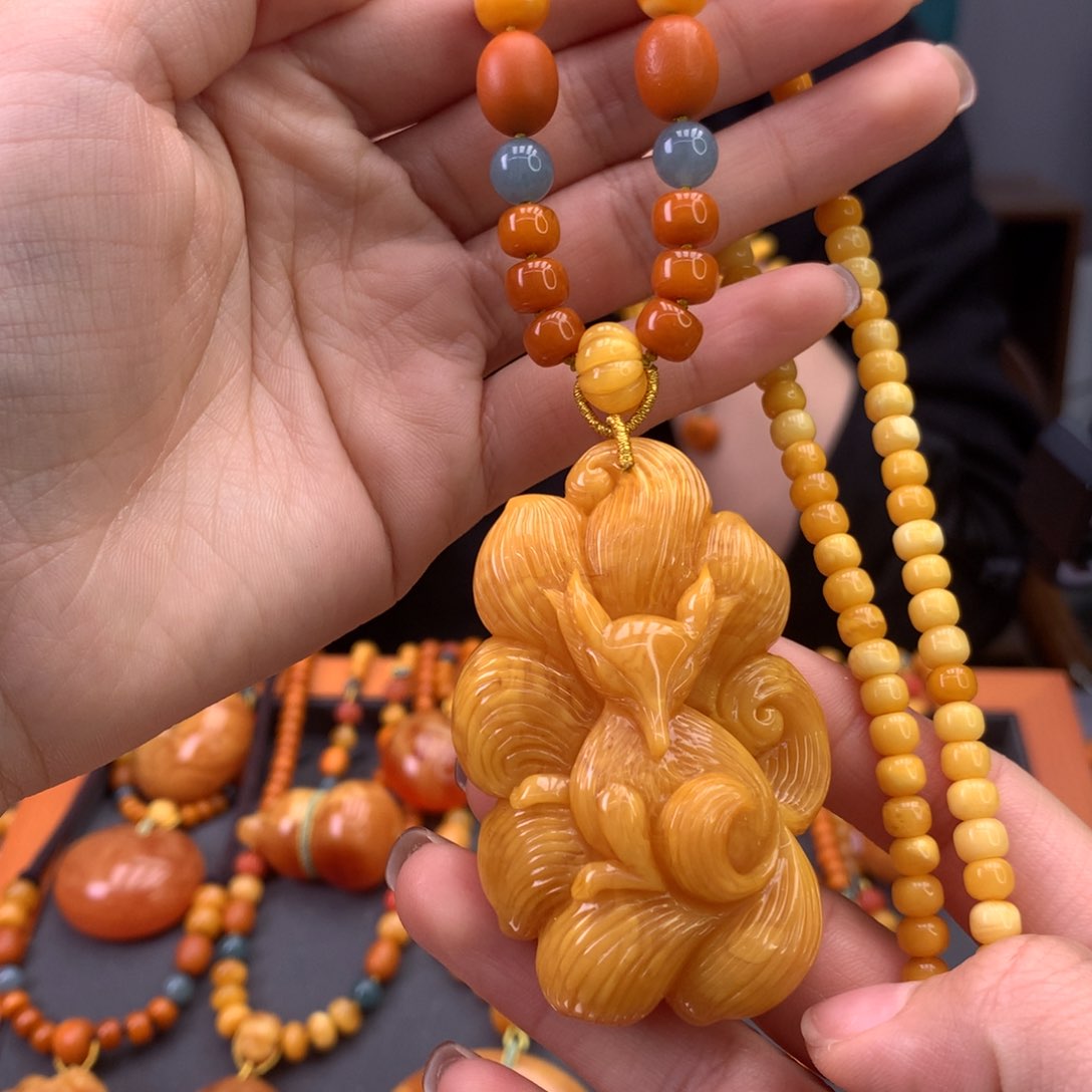 蜜蜡颈饰未镶嵌天然