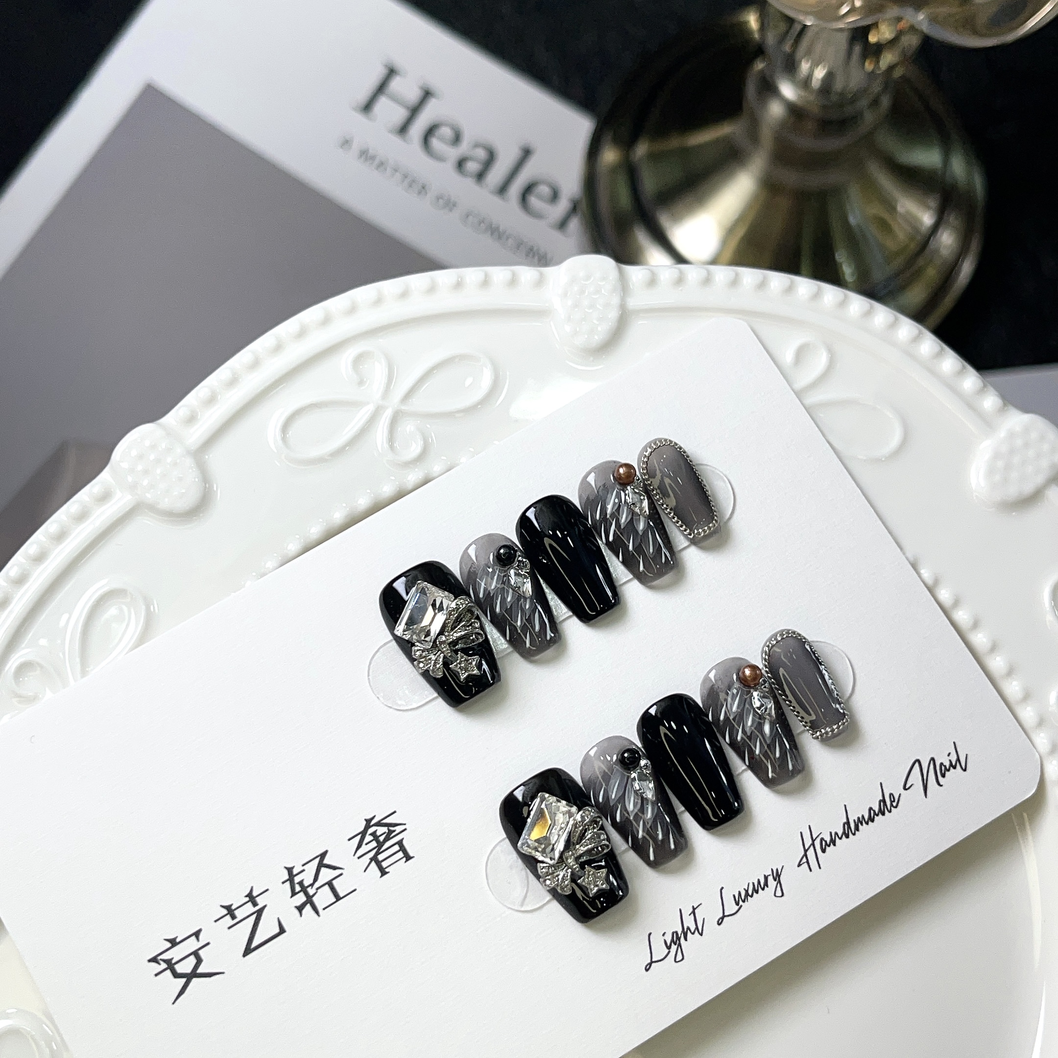 暗夜羽毛 安艺轻奢 短梯 手工穿戴甲10片