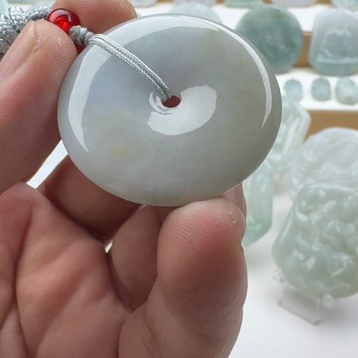 翡翠未镶嵌颈饰天然缅甸A货翡翠