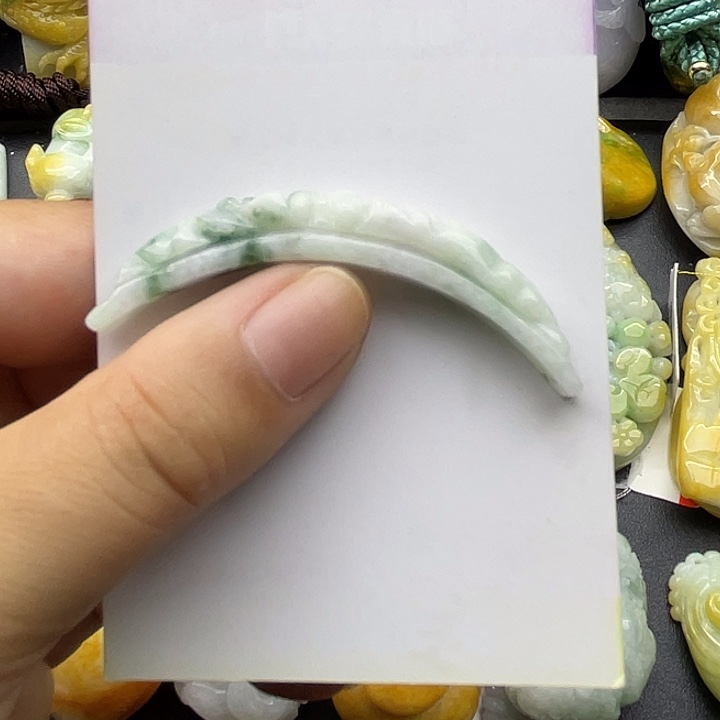 翡翠未镶嵌颈饰天然翡翠