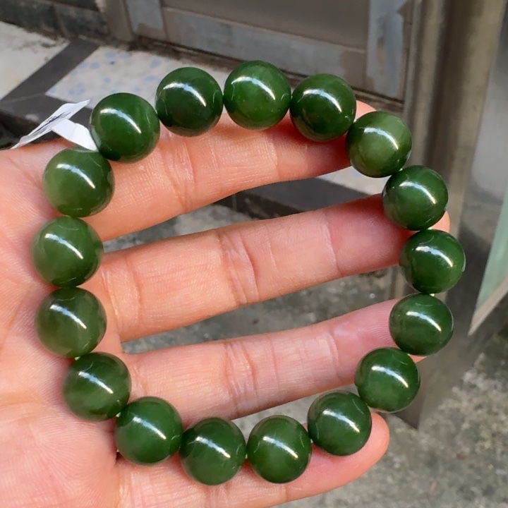 和田玉未镶嵌颈饰菠菜绿12