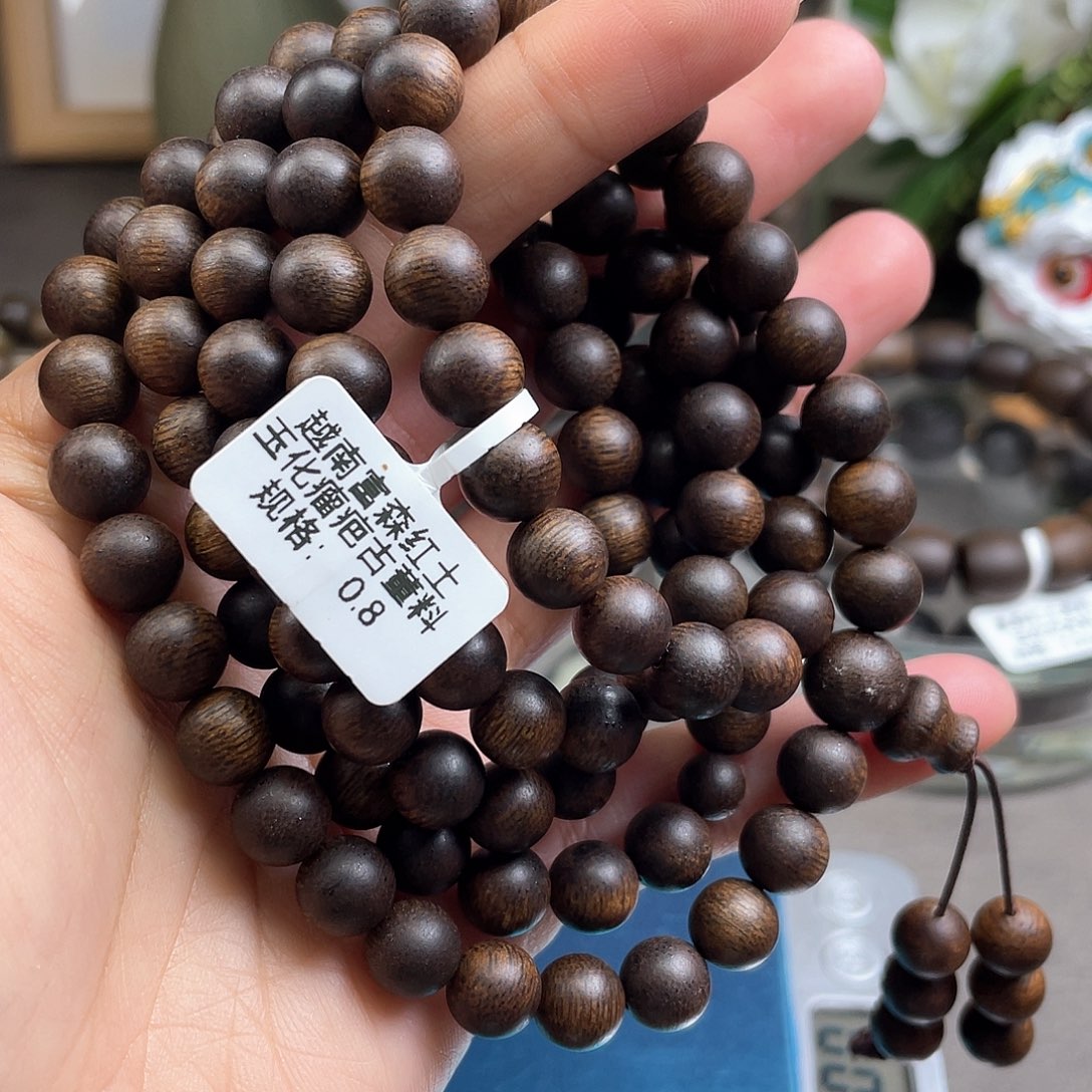 沉香手串富森红土老料