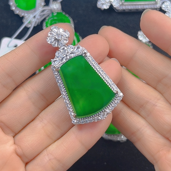 翡翠吊坠(不含链)银S925镶嵌