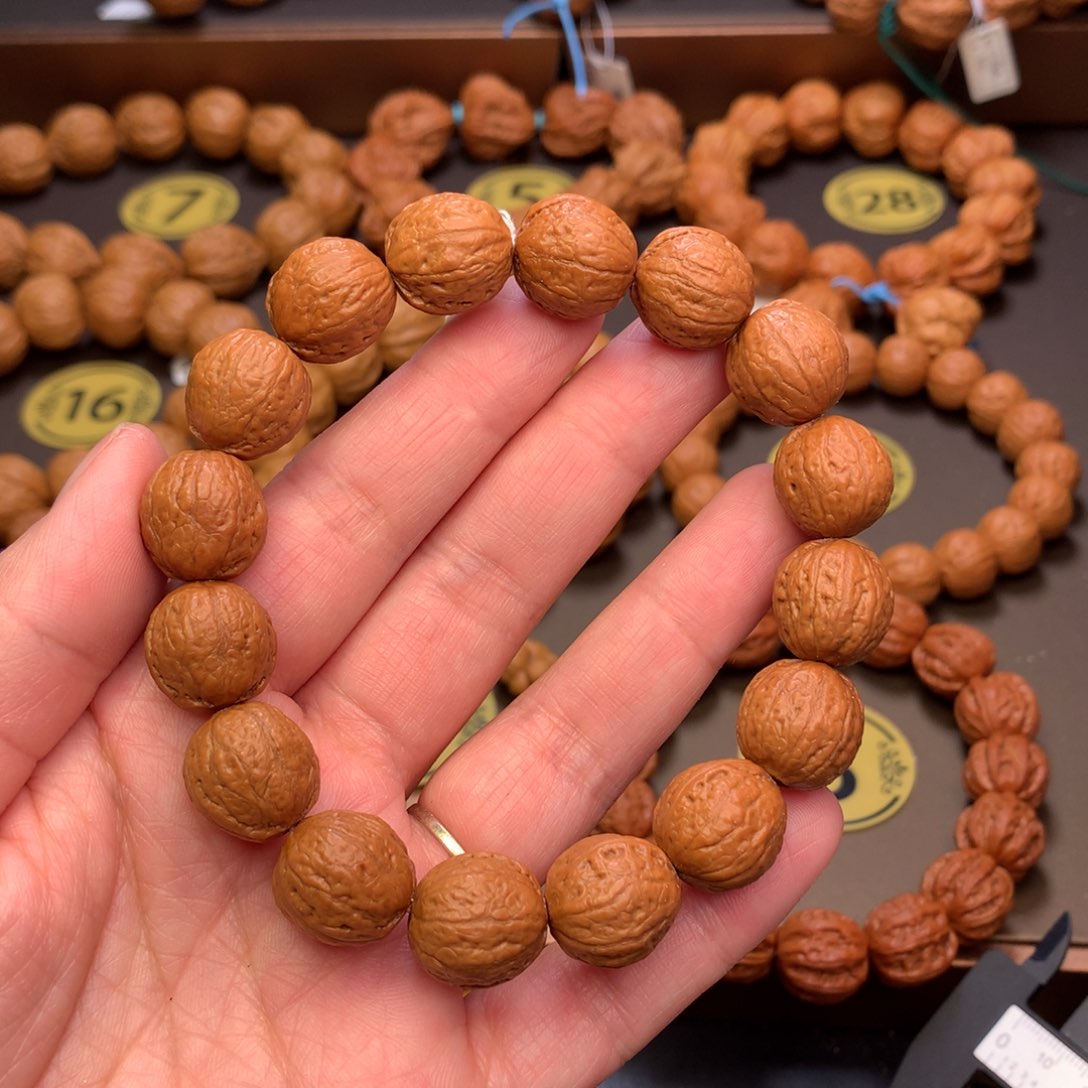 文玩核桃手串15尺寸金豆
