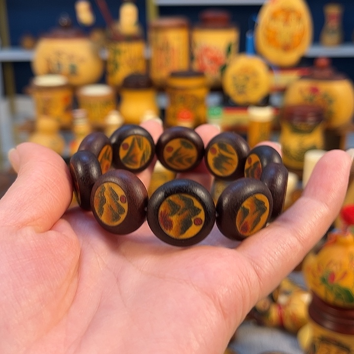 大叶紫檀（黑酸枝木类）素*