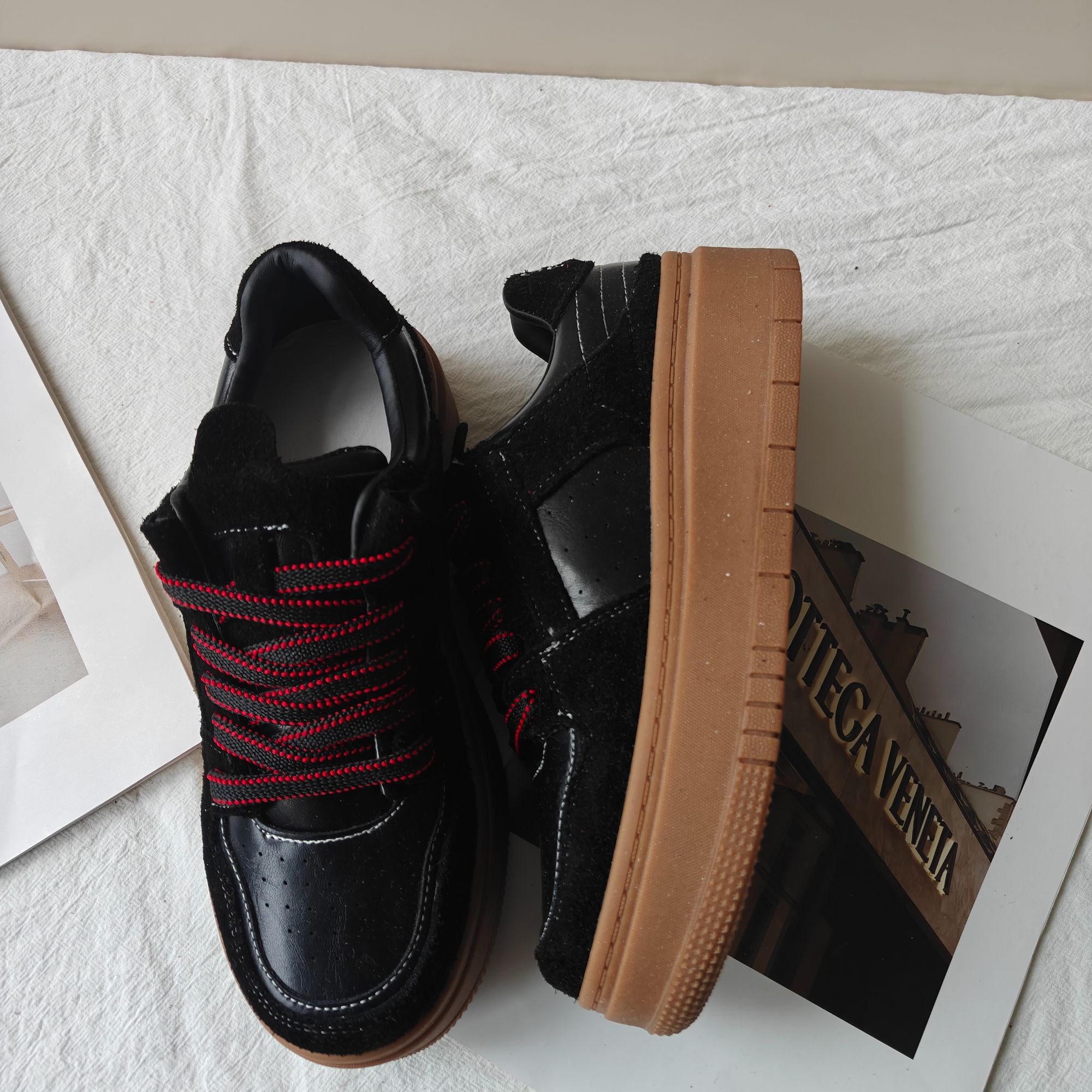 韩版透气百搭真皮系带浅口板鞋时尚休闲鞋皮鞋休闲鞋厚底